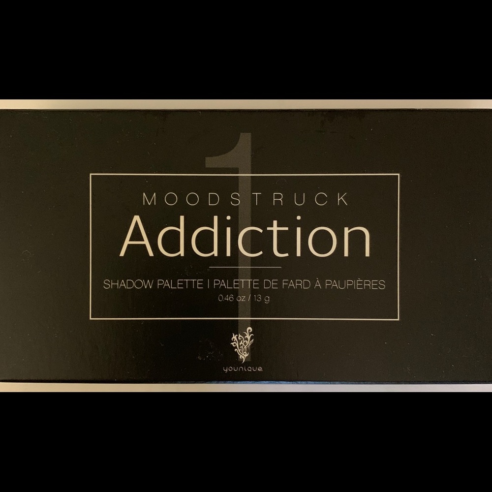 Younique Moodstruck Addiction Shadow Pallette